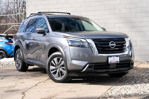 2024 Nissan Pathfinder SV 4WD