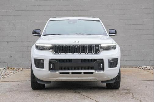 2023 Jeep Grand Cherokee Overland
