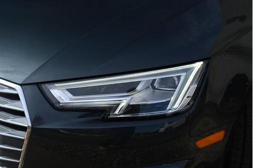 2018 Audi A4 2.0T Premium Plus