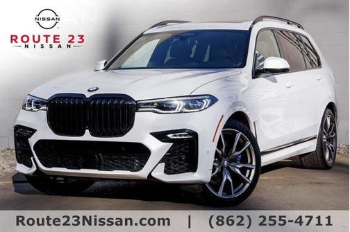 2022 BMW X7 M50i