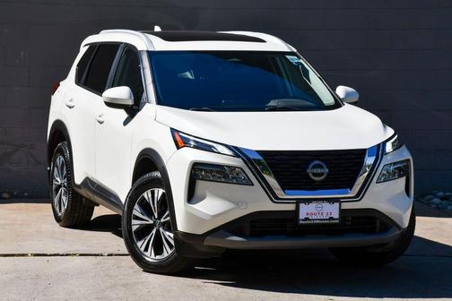 Pearl White Tricoat 2023 Nissan Rogue SV