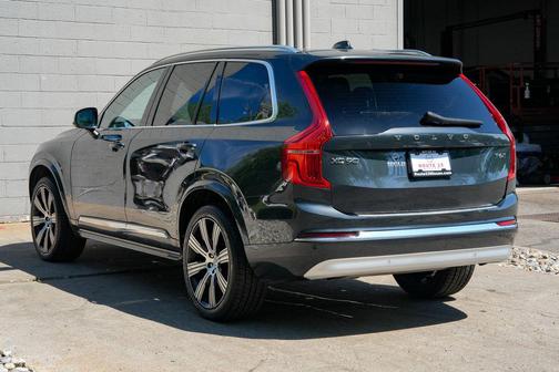 Savile Grey Metallic 2022 Volvo XC90 T6 Inscription