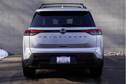 2023 Nissan Pathfinder SV 4WD
