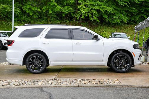 White Knuckle Clearcoat 2022 Dodge Durango GT Plus
