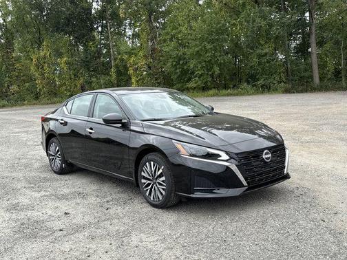2025 Nissan Altima SV AWD