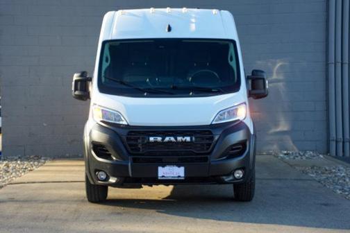 Bright White Clearcoat 2025 RAM ProMaster 2500 Tradesman