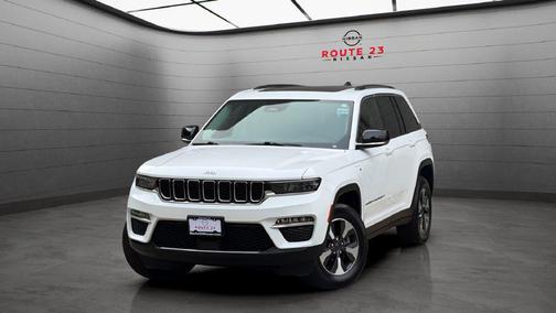 Bright White Clearcoat 2023 Jeep Grand Cherokee 4xe Base