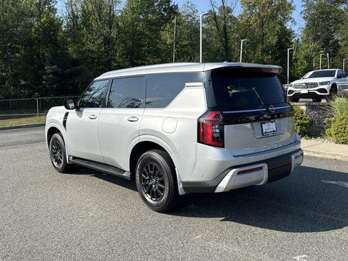 2025 Nissan Armada SV 4WD