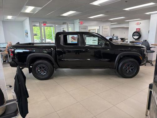 Super Black 2026 Nissan Frontier PRO-4X