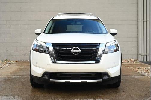 2023 Nissan Pathfinder Platinum 4WD
