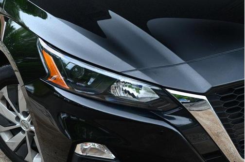 2022 Nissan Altima S FWD