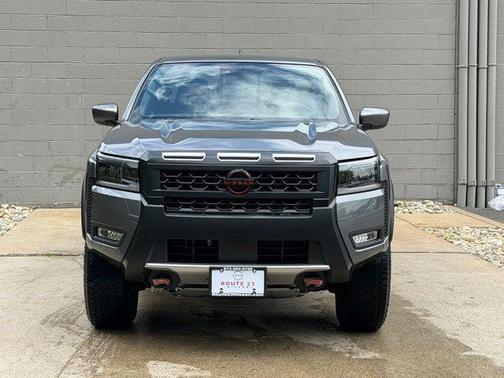 Boulder Gray Pearl 2026 Nissan Frontier PRO-4X
