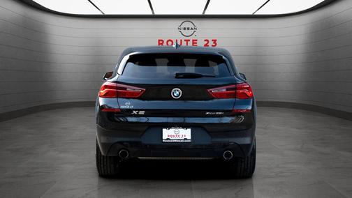 Black Sapphire Metallic 2019 BMW X2 xDrive28i