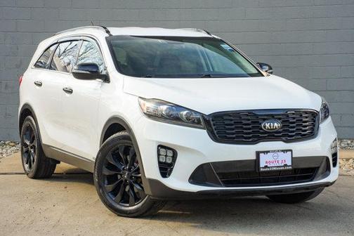 Snow White Pearl 2019 Kia Sorento S