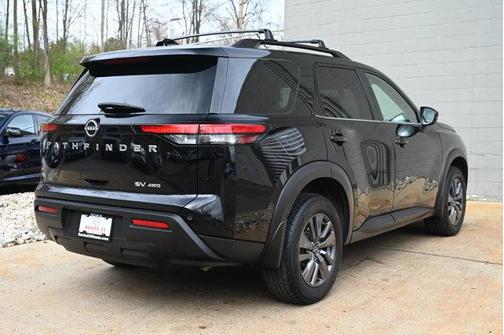 2023 Nissan Pathfinder SV 4WD