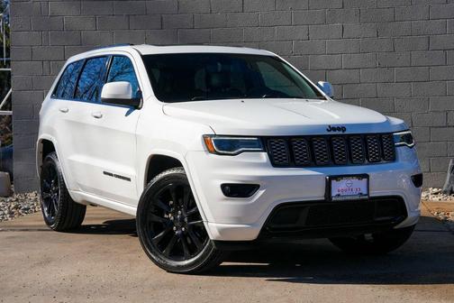 Bright White Clearcoat 2020 Jeep Grand Cherokee Altitude