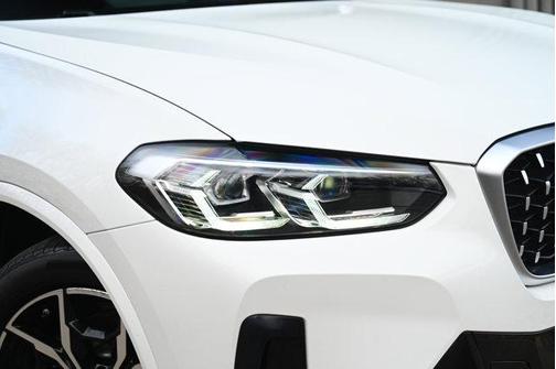 2023 BMW X4 xDrive30i