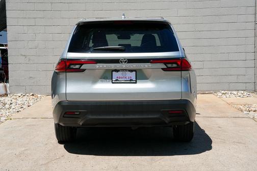Celestial Silver Metallic 2025 Toyota Grand Highlander XLE