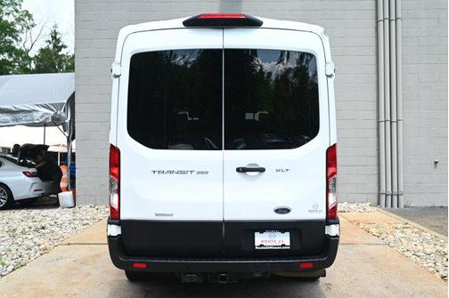 2022 Ford Transit-350 XLT