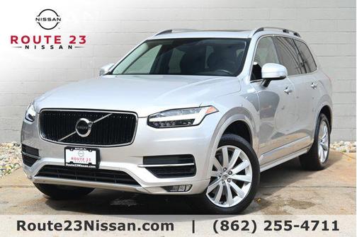 2018 Volvo XC90 T6 Momentum