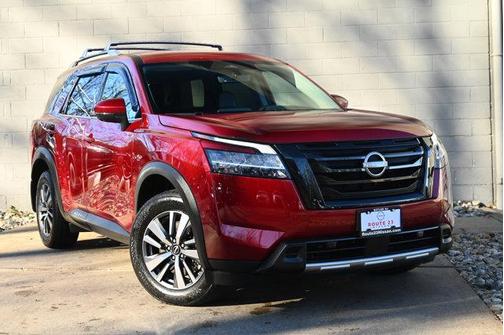 2024 Nissan Pathfinder SL 4WD