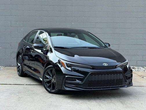 Midnight Black Metallic 2025 Toyota Corolla SE