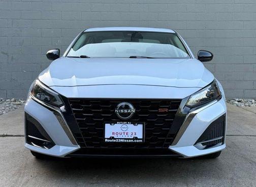 Gray Sky Pearl 2024 Nissan Altima SR FWD