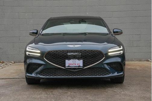 2023 Genesis G70 2.0T AWD