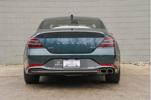 2023 Genesis G70 2.0T AWD