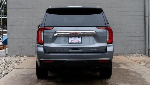 2022 GMC Yukon XL SLT