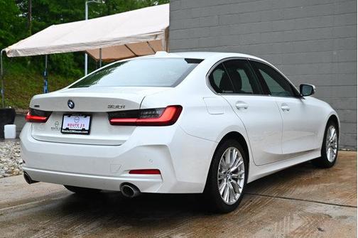 2024 BMW 330 i xDrive