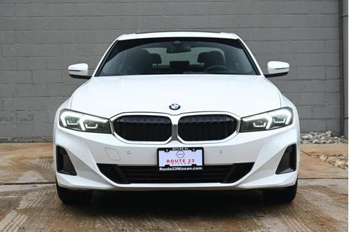 2024 BMW 330 i xDrive