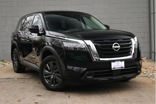 2024 Nissan Pathfinder S 4WD