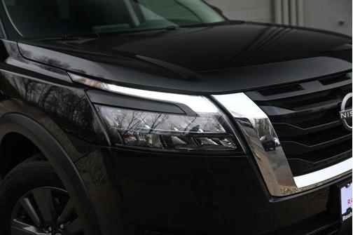 2024 Nissan Pathfinder S 4WD