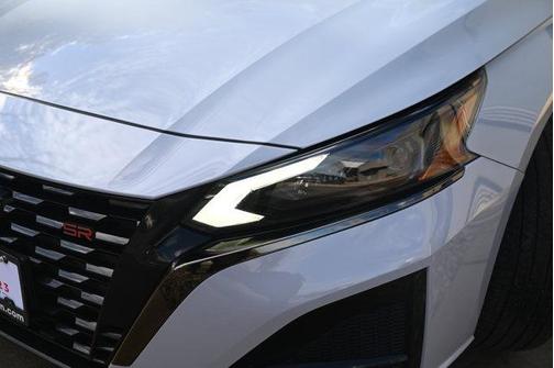 2023 Nissan Altima SR Intelligent AWD