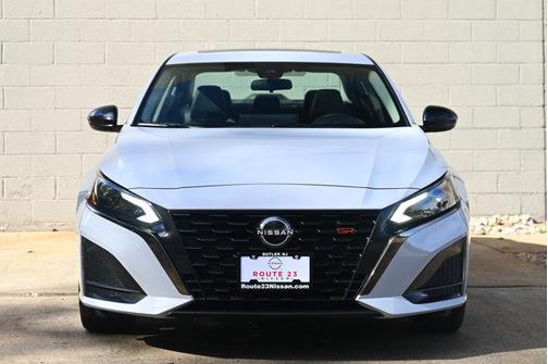 2023 Nissan Altima SR Intelligent AWD