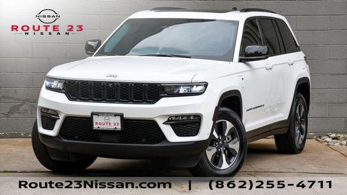 Bright White Clearcoat 2023 Jeep Grand Cherokee 4xe Base