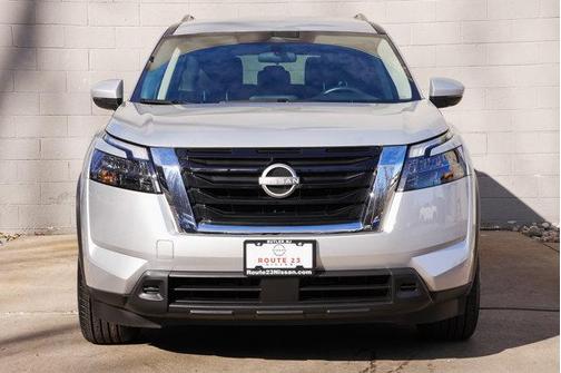 2024 Nissan Pathfinder SV 4WD