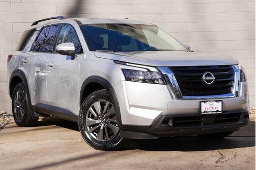 2024 Nissan Pathfinder SV 4WD