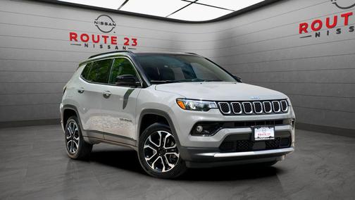 Sting-Gray Clearcoat 2023 Jeep Compass Limited