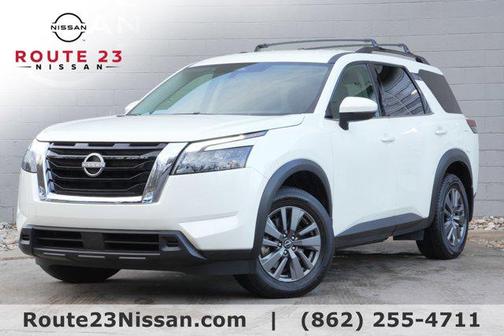2024 Nissan Pathfinder SV 4WD