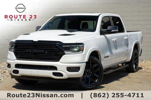 Ivory White Tri-Coat Pearlcoat 2022 RAM 1500 Laramie