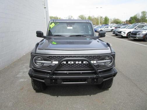 2022 Ford Bronco Badlands