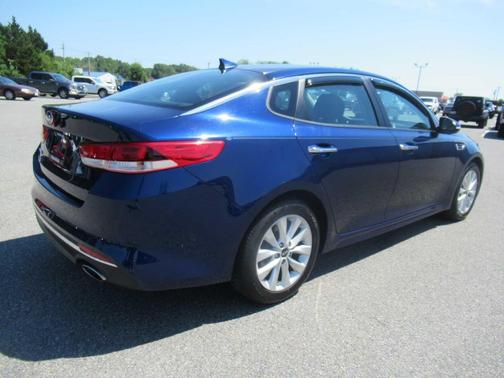 Horizon Blue 2018 Kia Optima LX