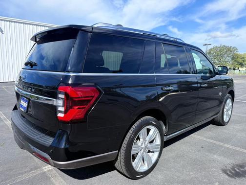 2022 Ford Expedition King Ranch