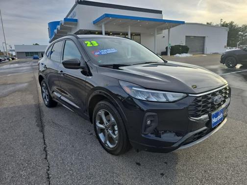 AGATE BLACK METALLIC 2023 Ford Escape ST-Line Select
