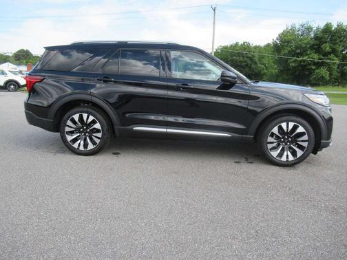 AGATE BLACK METALLIC 2026 Ford Explorer Platinum