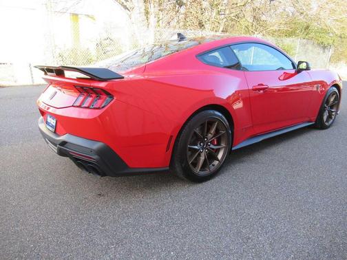 2025 Ford Mustang Dark Horse Fastback
