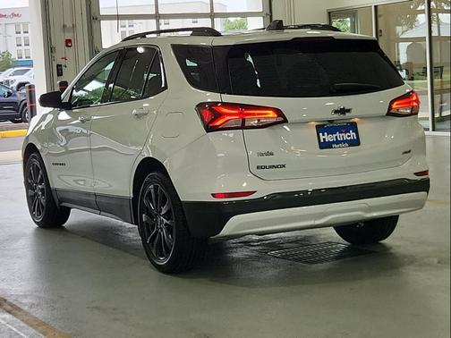 2022 Chevrolet Equinox FWD RS