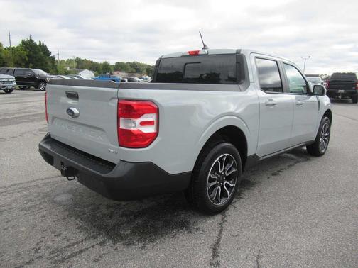 2023 Ford Maverick Lariat